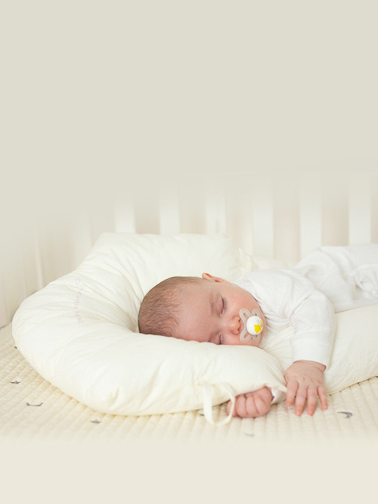 Newborn Pillow Newborn Pillow